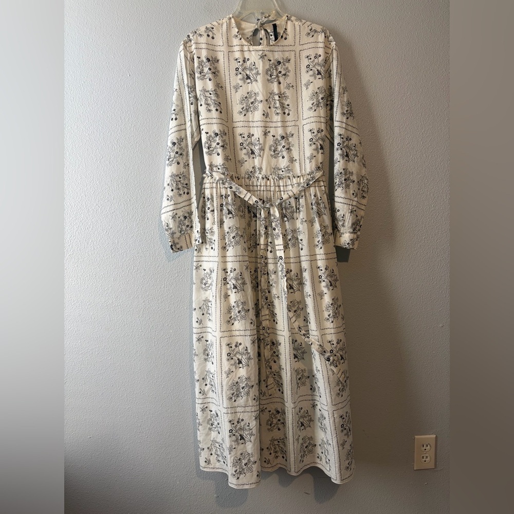 SARA LANZI
Long apron dress wild berry print - Picture 5 of 11